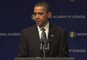 Barack Obama w National Academy of Science w sprawie świńskiej grypy.