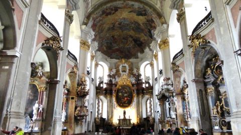 Czechy: Kościół NMP Śnieżnej w Ołomuńcu