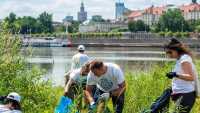 Warszawa: Światowy Dzień Ziemi: Sprzątanie Wisły